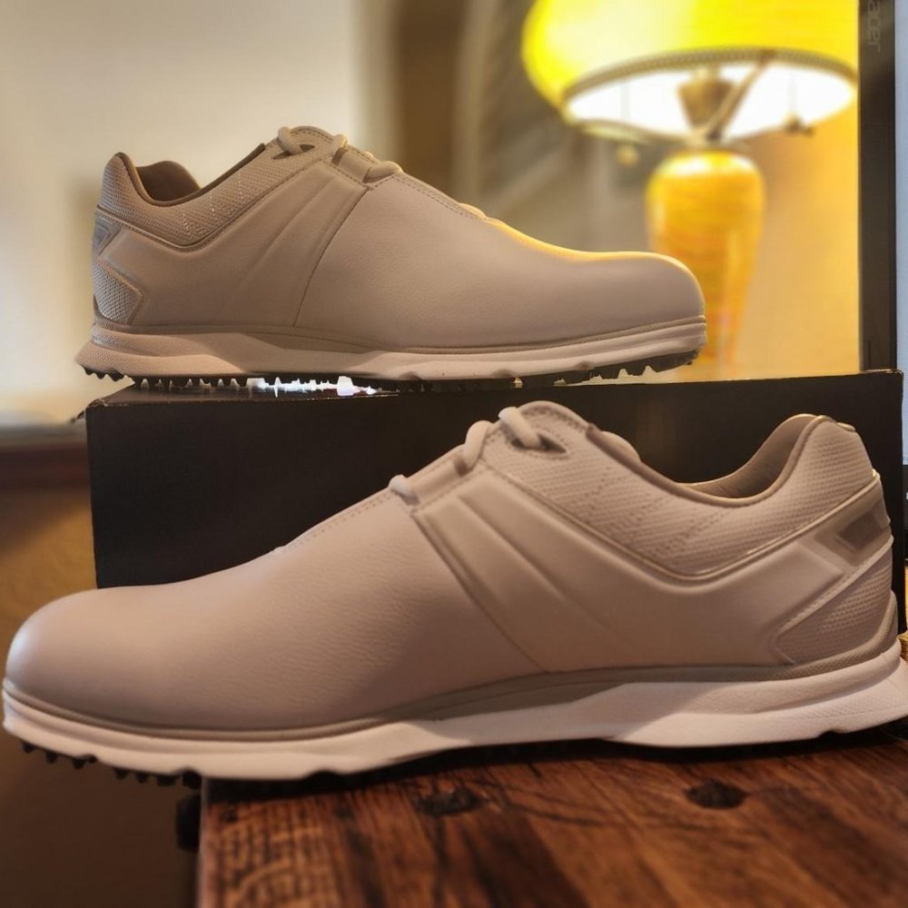 FootJoy Men's 2022 Golf Shoes
